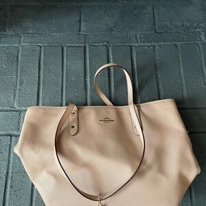 Coach Beige Tote